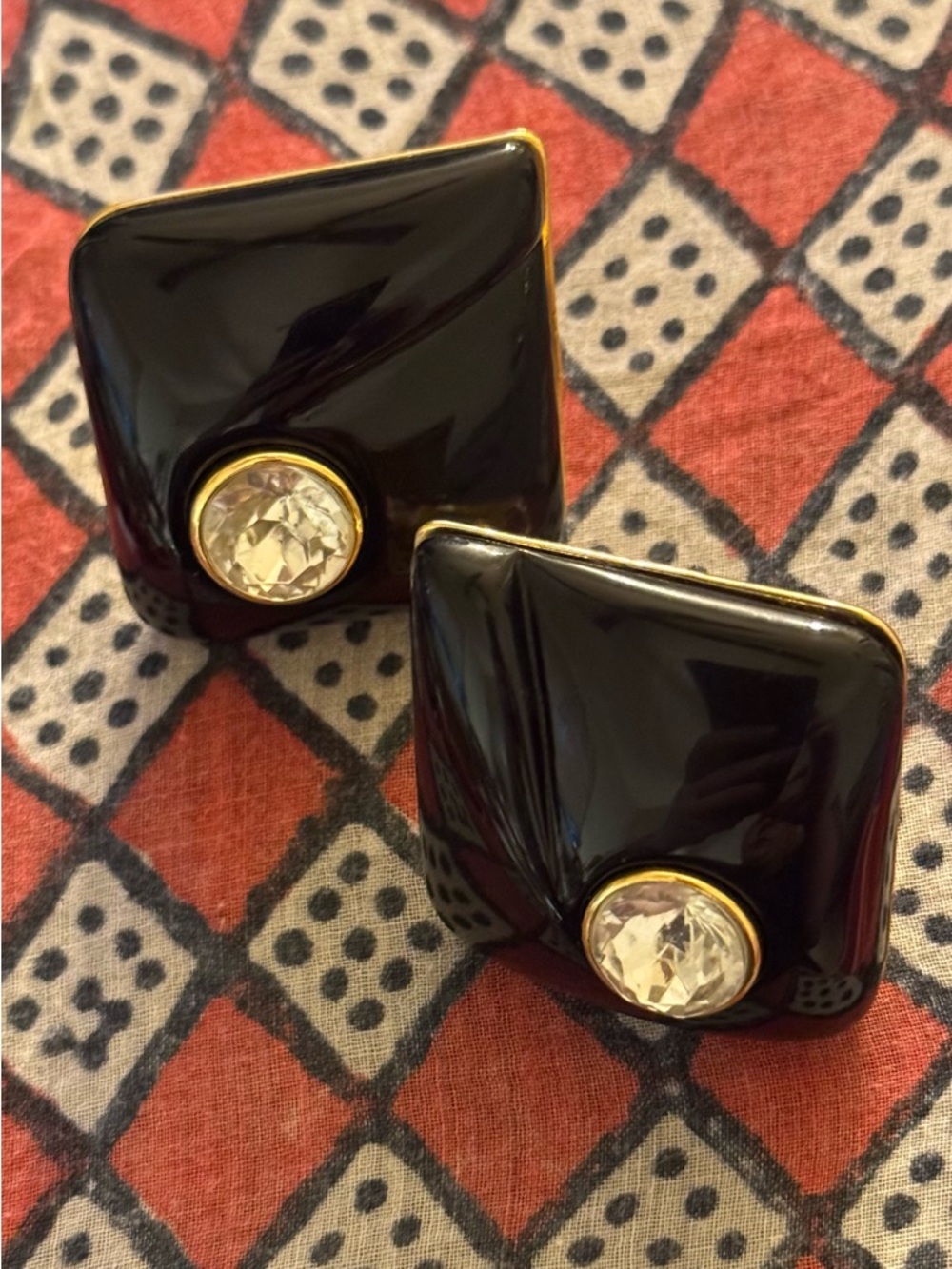 Black Diamond Lucite VTG Italian Earrings with Clear Crystal and Gold Trim - Picture 13 of 13